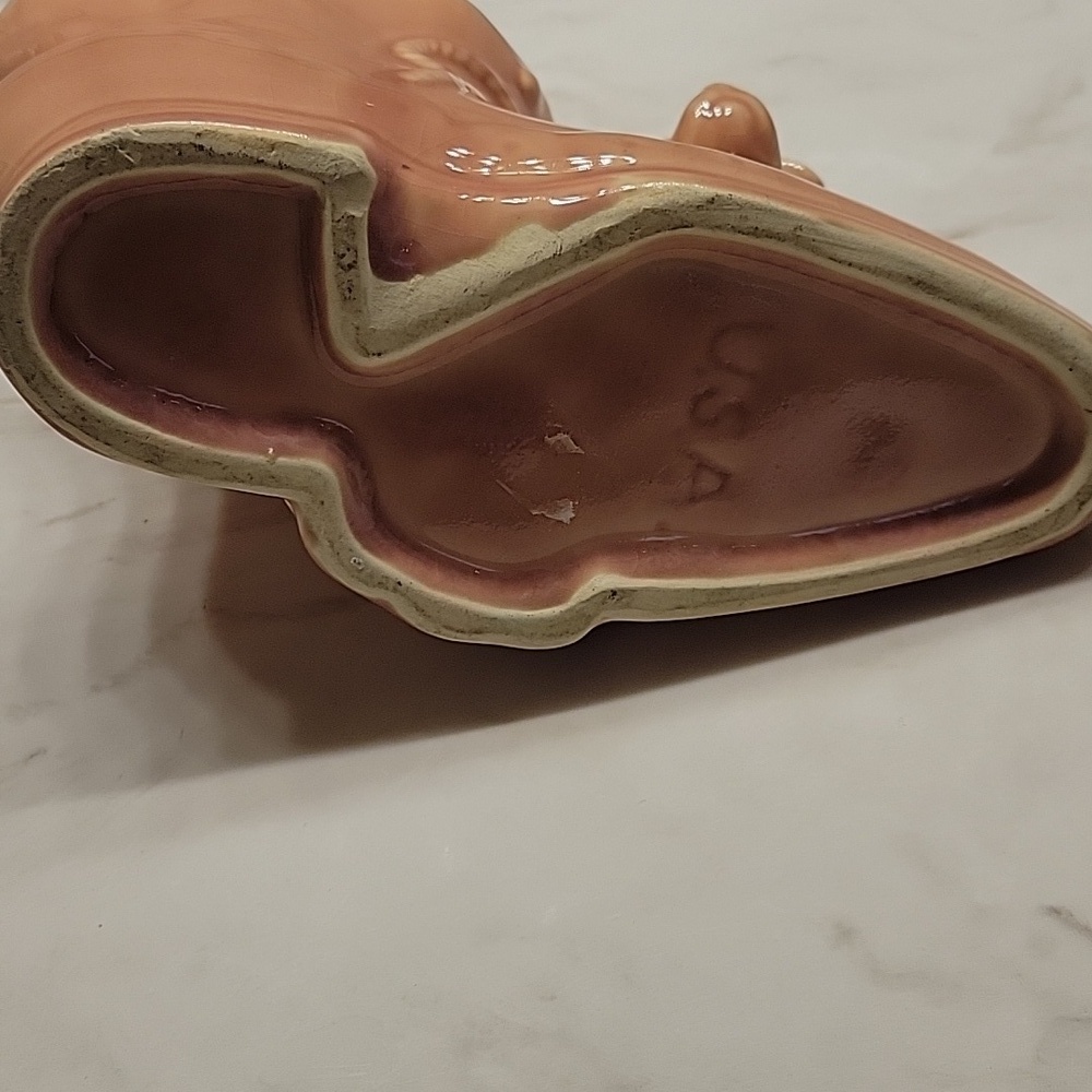 Vintage shawnee pottery dog on shoe - Picture 6 of 9